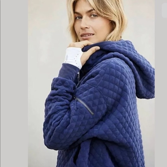 Free People Movement Hibernatin’ Quilted  Hoodie - Picture 2 of 8